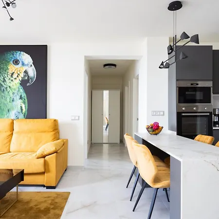 Stunning Flat Next To The Beach-ocean Views Διαμέρισμα Los Cristianos (Tenerife)