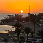 Stunning Flat Next To The Beach-ocean Views Apartmán Los Cristianos (Tenerife)