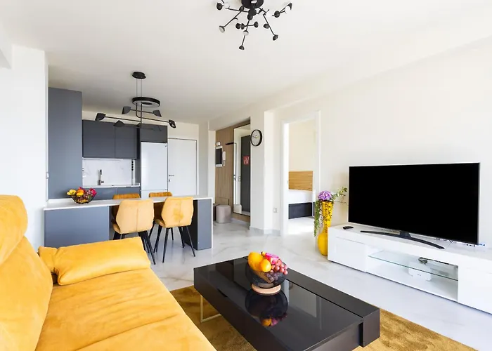 Stunning Flat Next To The Beach-ocean Views Appartement