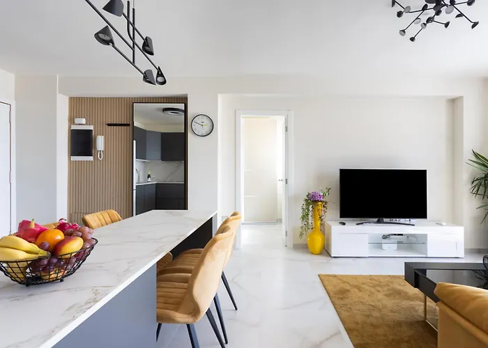 Stunning Flat Next To The Beach-ocean Views * Los Cristianos (Tenerife)