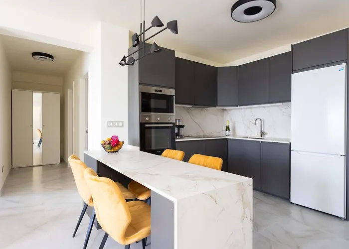 Stunning Flat Next To The Beach-ocean Views * Los Cristianos (Tenerife)