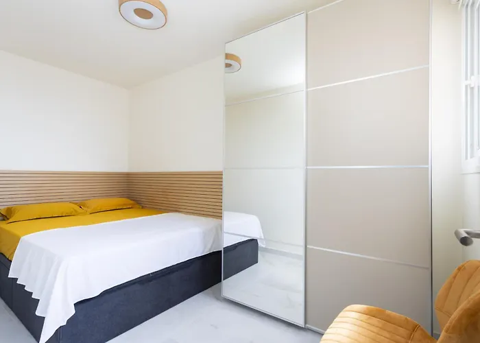 Stunning Flat Next To The Beach-ocean Views Appartement