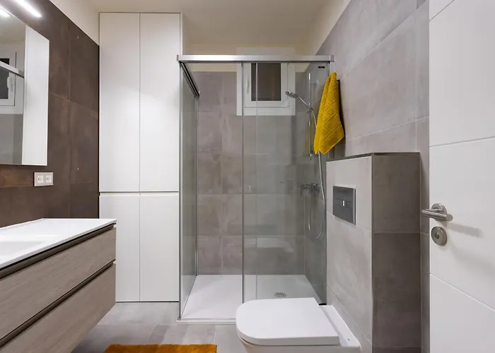 Stunning Flat Next To The Beach-ocean Views *