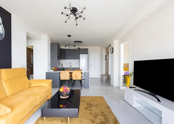 Stunning Flat Next To The Beach-ocean Views * Los Cristianos (Tenerife)