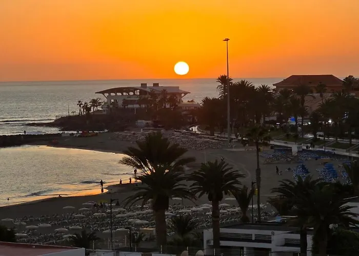 Stunning Flat Next To The Beach-ocean Views Appartement Los Cristianos (Tenerife)